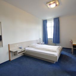  Neuwirtshaus Fotos