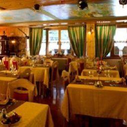 Frühstücksraum im Restaurant BAITA VELON Fotos