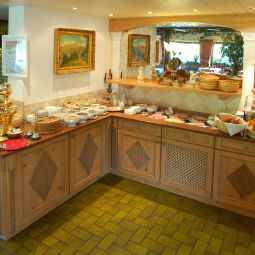 Buffet Gebirgshäusl Fotos