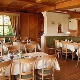 Sala śniadaniowa w restauracji Haus Christine Fotos