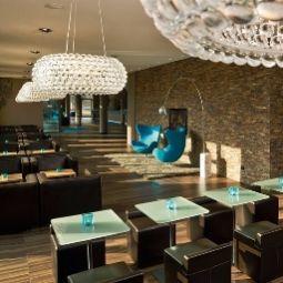 Salle du petit-déjeuner Motel One Palaisplatz Fotos