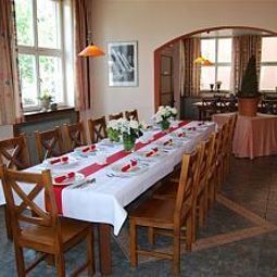 Salle du petit-déjeuner située dans le restaurant Lamm Fotos