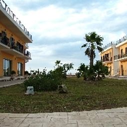 Vista exterior Royals Gate Hotel Fotos