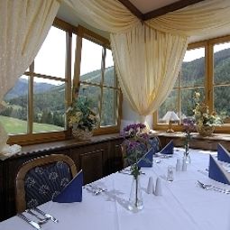 Frühstücksraum im Restaurant Zatisi Fotos