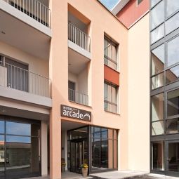 Hotel Arcade Sins AG