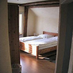 Chambre Weisses Ross Fotos