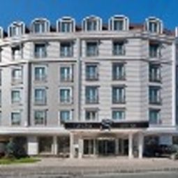 Außenansicht Grand S Hotel Fotos