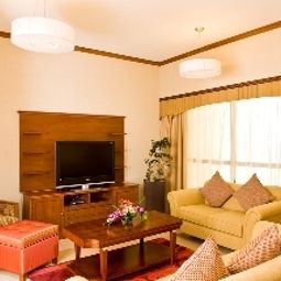  Suha Hotel Apartments Jumeirah Beach Residence  MONDO Fotos