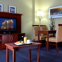Zimmer Fairfield Inn & Suites Montreal Airport Fotos