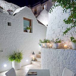 Sala colazione Le Alcove Resort nei Trulli Fotos