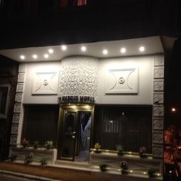 Widok zewnętrzny Kaya Madrid Fotos