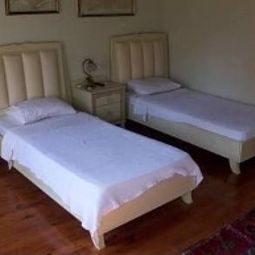 Zimmer Ninova Pension Fotos
