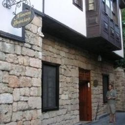 Außenansicht Ninova Pension Fotos