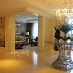 Холл Lanson Place Jin Qiao Residences Fotos