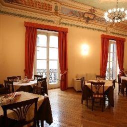 Salle du petit-déjeuner Medici Fotos
