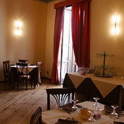 Salle du petit-déjeuner Medici Fotos
