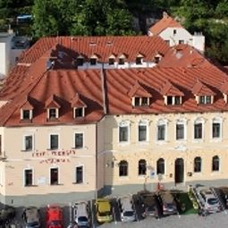 Außenansicht Podhrad Fotos