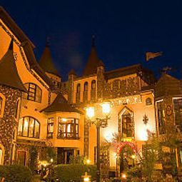 Hunter Castle & Dracula Hotel Turda Cluj
