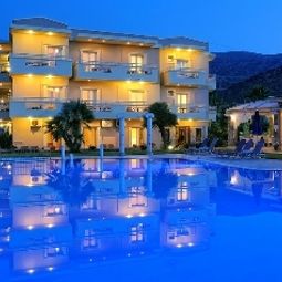 Фасад Socrates APTS HOTEL Fotos