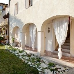 Außenansicht Villaguarda Fotos