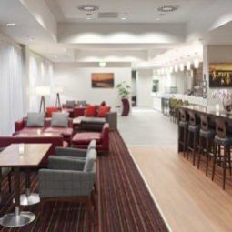 Bar Hampton by Hilton Newport East Fotos