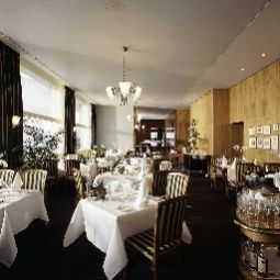 Breakfast room within restaurant Chalet Gardenia Fotos
