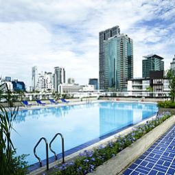 Piscine GLOW Trinity Silom (Formerly Trinity Silom) Fotos