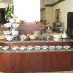 Buffet Innocenti Fotos