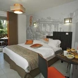 Room Residence du Chateau Lagrange City Residence de tourisme Fotos