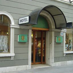 Exterior view Italia Fotos