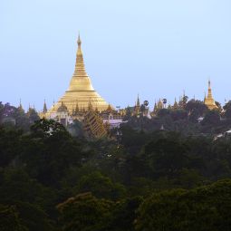 Ambiente Chatrium Hotel Royal Lake Yangon Fotos
