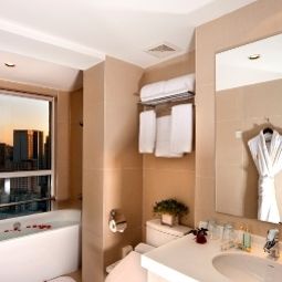 Cuarto de baño Harbour Plaza Deluxe Serviced Apartments Fotos