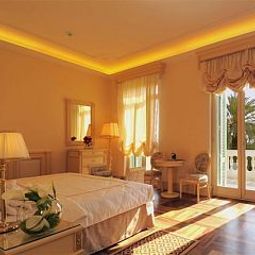Chambre Hotel De Paris Sanremo Fotos