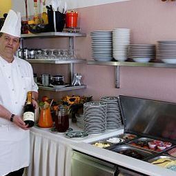 Buffet Hages Hotel-Pension Fotos