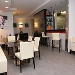 Frühstücksraum im Restaurant Visagi Fotos