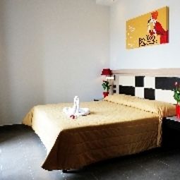 Zimmer mit Terrasse Visagi Fotos