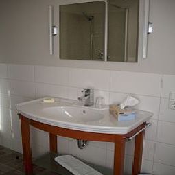 Salle de bains Zur Löv Gaststätte-hotel Fotos