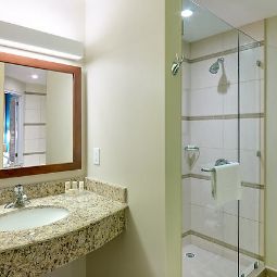 Номер Courtyard Bridgetown Fotos