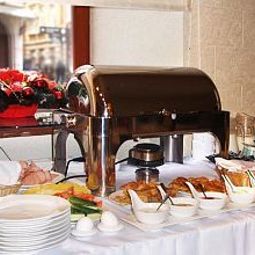 Sala colazione Reikartz Medival Lvov Fotos