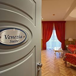 Suite Grand Hotel Forlì Fotos