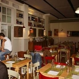 Restaurant City Guest House Fotos