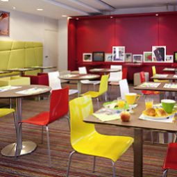 Salle du petit-déjeuner située dans le restaurant all seasons Honfleur (futur ibis Styles) Fotos