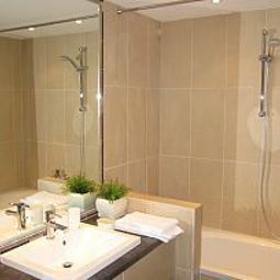 Badezimmer Schwarz Wienerwald Appartements Fotos