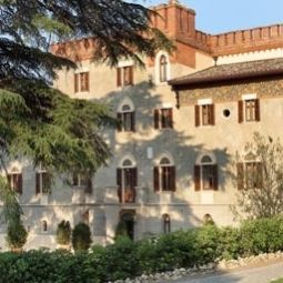 Vista esterna Borgo dei Conti Fotos