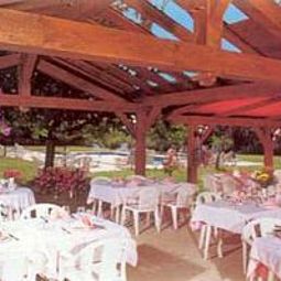 Terraza Rest; Les Cinq Chemins Denarie Logis Fotos
