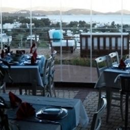 Sala de desayuno Temenos Fotos