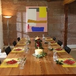 Salle du petit-déjeuner située dans le restaurant Kunst.Quartier.Stein Fotos