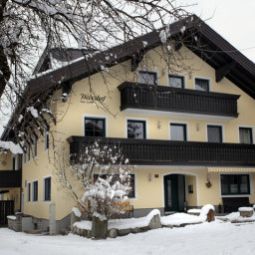 Haus Schön Weberhof Pension Kirchbichl 