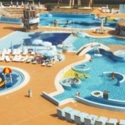 Pool Hotel Birokrat Fotos