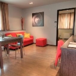 Suite Hotel Birokrat Fotos